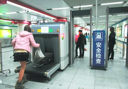 金屬探測安檢門為什么一般要和X光機配套使用？